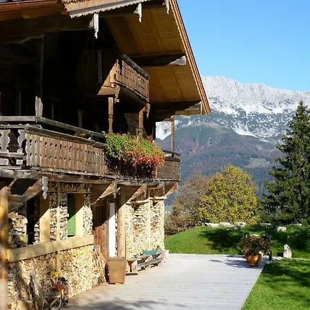 Noba Hof Фермерский дом *